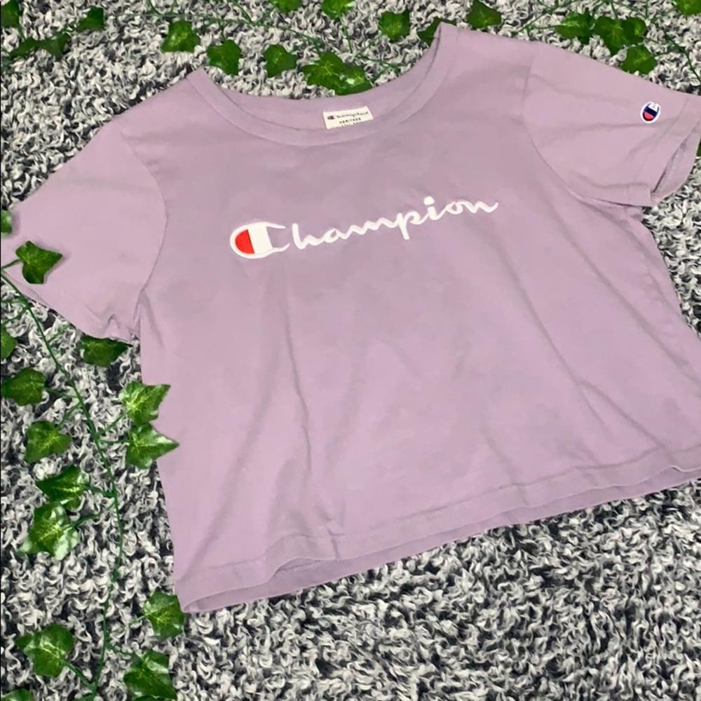 Cropped Champion T Shirt